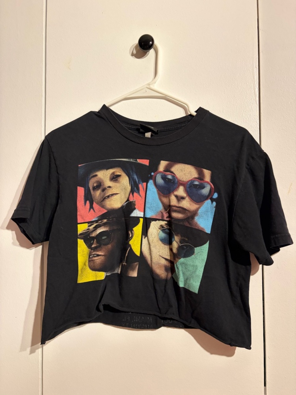 Gorillas Cropped Tour Tshirt

#gorillaz #bandtshirt